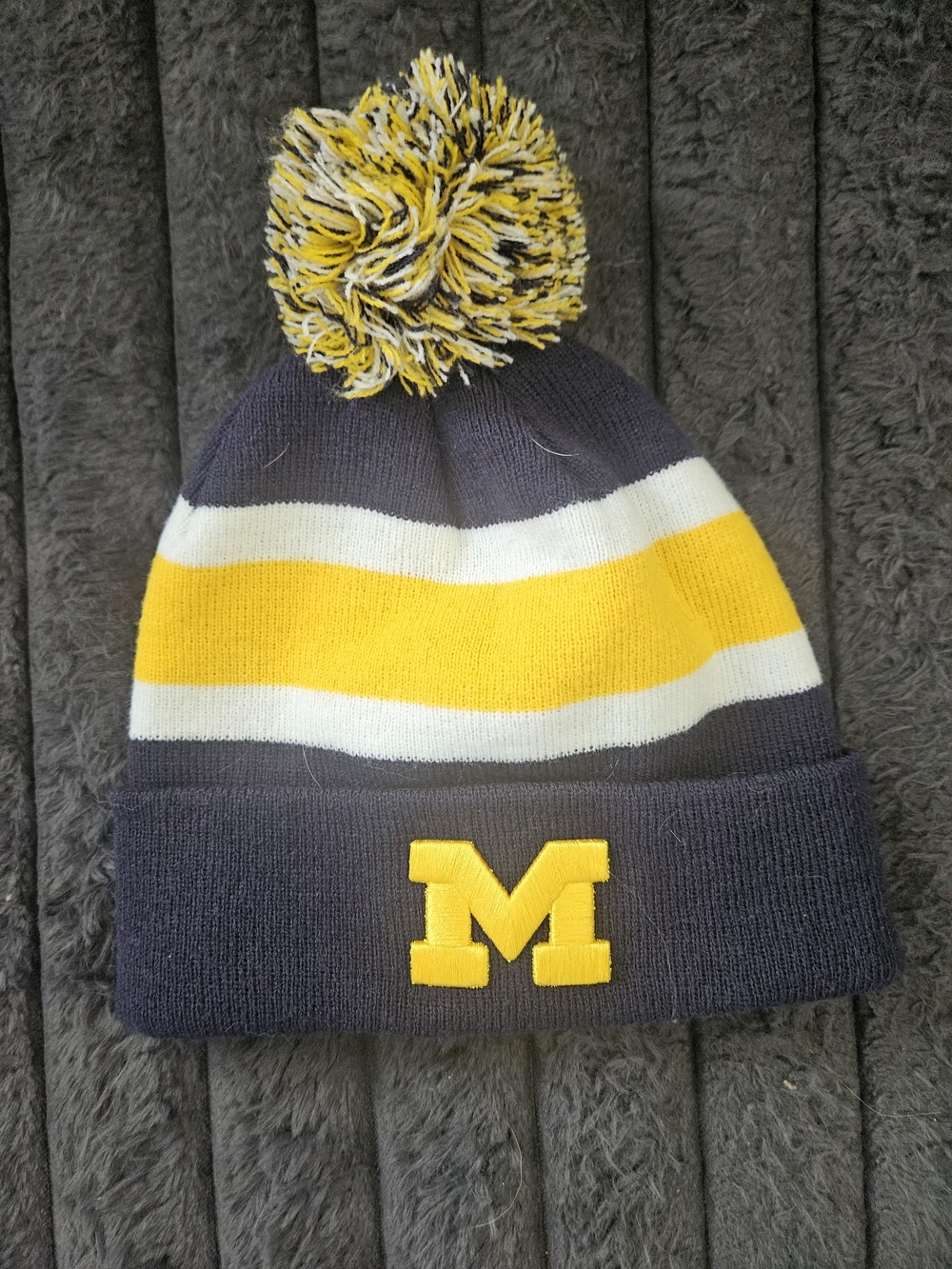 Womans Pom Pom University Of Michigan Striped Beanie Hat - Yellow, White & Navy